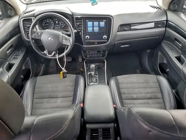 JA4AD3A32LZ006945 2020 MITSUBISHI OUTLANDER - Image 8