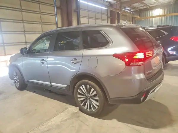 JA4AD3A32LZ020280 2020 MITSUBISHI OUTLANDER - Image 2