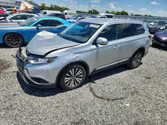 JA4AD3A32LZ020778 2020 MITSUBISHI OUTLANDER