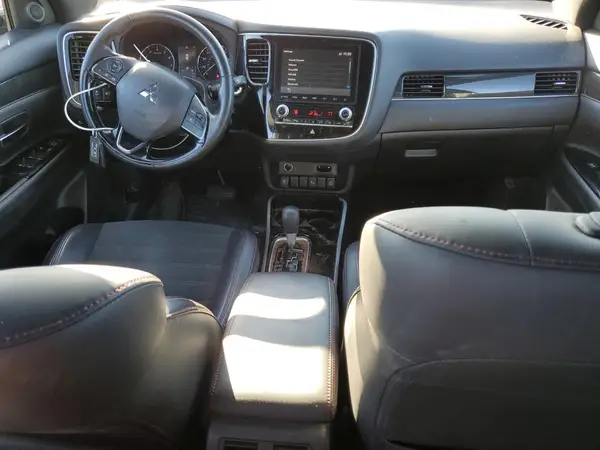 JA4AD3A32LZ022384 2020 MITSUBISHI OUTLANDER - Image 8