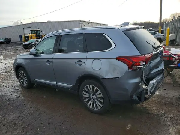 JA4AD3A32LZ032736 2020 MITSUBISHI OUTLANDER - Image 2