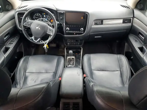 JA4AD3A32LZ033501 2020 MITSUBISHI OUTLANDER - Image 8