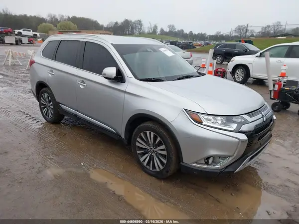 JA4AD3A32LZ038634 2020 MITSUBISHI OUTLANDER - Image 1