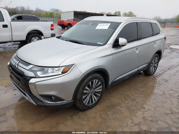 JA4AD3A32LZ038634 2020 MITSUBISHI OUTLANDER - Image 2