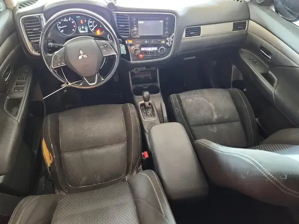 JA4AD3A33GZ001243 2016 MITSUBISHI OUTLANDER - Image 8
