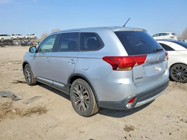 JA4AD3A33GZ006328 2016 MITSUBISHI OUTLANDER - Image 2