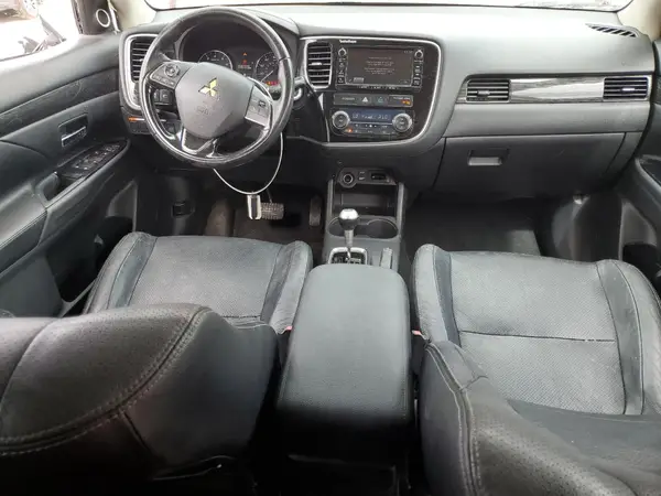 JA4AD3A33GZ007026 2016 MITSUBISHI OUTLANDER - Image 8