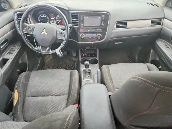 JA4AD3A33GZ009097 2016 MITSUBISHI OUTLANDER - Image 8