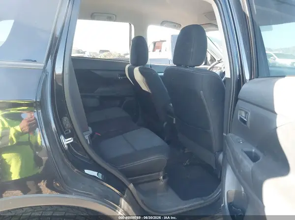 JA4AD3A33GZ009259 2016 MITSUBISHI OUTLANDER - Image 8