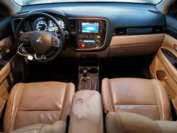 JA4AD3A33GZ010508 2016 MITSUBISHI OUTLANDER - Image 8
