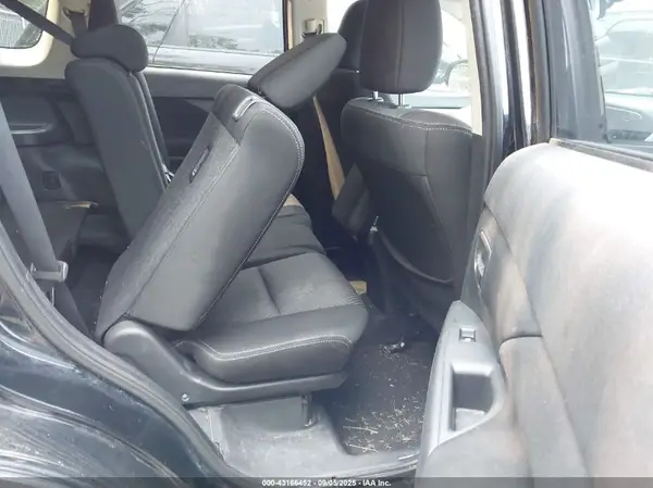 JA4AD3A33GZ014591 2016 MITSUBISHI OUTLANDER - Image 8