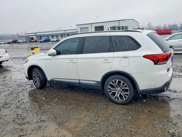 JA4AD3A33GZ017443 2016 MITSUBISHI OUTLANDER - Image 2