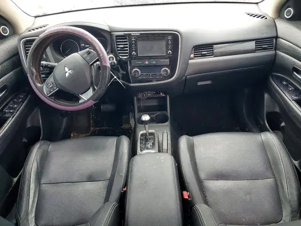JA4AD3A33GZ017443 2016 MITSUBISHI OUTLANDER - Image 8