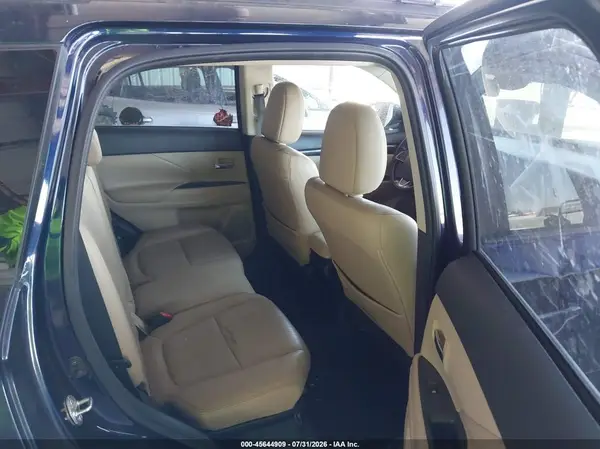 JA4AD3A33GZ019015 2016 MITSUBISHI OUTLANDER - Image 8