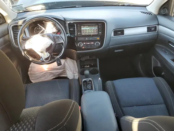 JA4AD3A33GZ021766 2016 MITSUBISHI OUTLANDER - Image 8