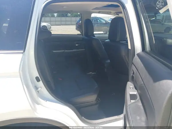JA4AD3A33GZ034291 2016 MITSUBISHI OUTLANDER - Image 8