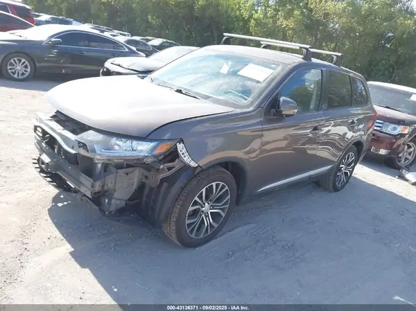 JA4AD3A33GZ036395 2016 MITSUBISHI OUTLANDER - Image 2