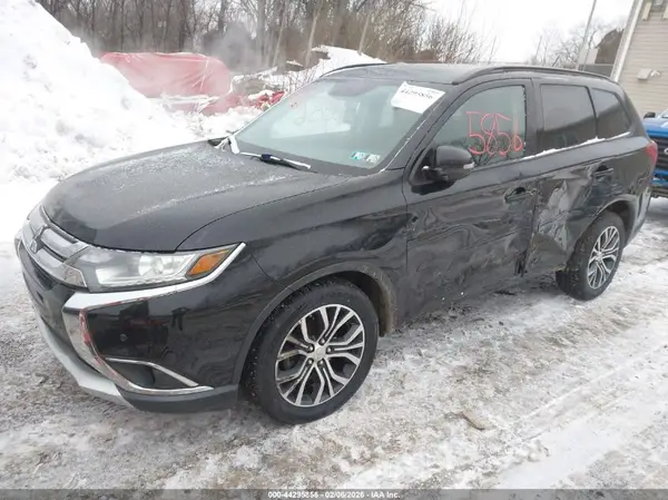 JA4AD3A33GZ037305 2016 MITSUBISHI OUTLANDER - Image 2