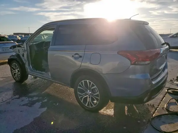 JA4AD3A33GZ044593 2016 MITSUBISHI OUTLANDER - Image 2