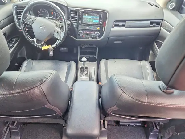 JA4AD3A33GZ050037 2016 MITSUBISHI OUTLANDER - Image 8