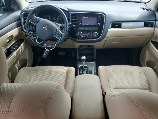 JA4AD3A33GZ053214 2016 MITSUBISHI OUTLANDER - Image 8