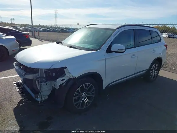 JA4AD3A33GZ061040 2016 MITSUBISHI OUTLANDER - Image 2