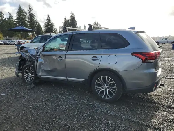 JA4AD3A33HZ009022 2017 MITSUBISHI OUTLANDER - Image 2