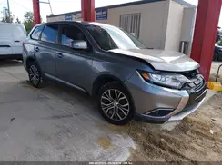 JA4AD3A33HZ038729 2017 MITSUBISHI OUTLANDER