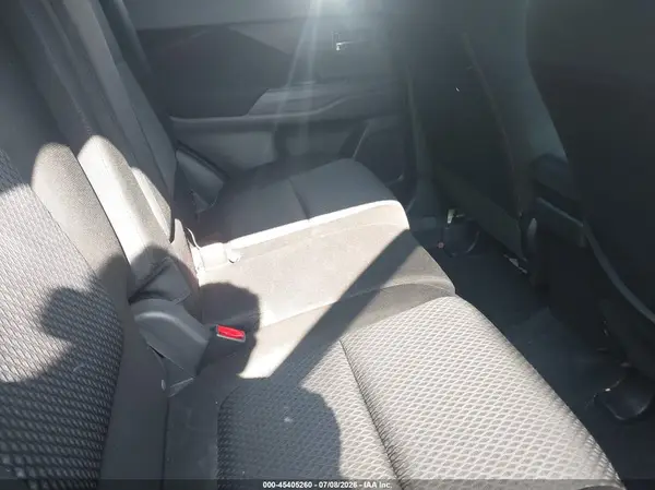 JA4AD3A33JZ016946 2018 MITSUBISHI OUTLANDER - Image 8