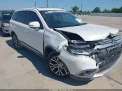 JA4AD3A33JZ029261 2018 MITSUBISHI OUTLANDER