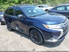 JA4AD3A33JZ041300 2018 MITSUBISHI OUTLANDER