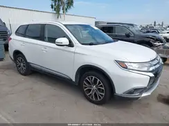 JA4AD3A33JZ041541 2018 MITSUBISHI OUTLANDER