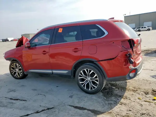 JA4AD3A33JZ052104 2018 MITSUBISHI OUTLANDER - Image 2