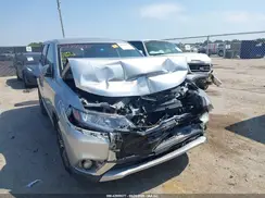 JA4AD3A33JZ052832 2018 MITSUBISHI OUTLANDER