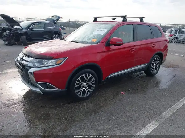 JA4AD3A33JZ060834 2018 MITSUBISHI OUTLANDER - Image 2
