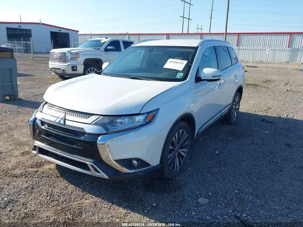 JA4AD3A33KZ004796 2019 MITSUBISHI OUTLANDER - Image 2
