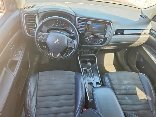 JA4AD3A33KZ005205 2019 MITSUBISHI OUTLANDER - Image 8