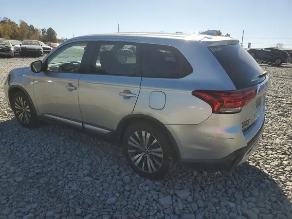 JA4AD3A33KZ006287 2019 MITSUBISHI OUTLANDER - Image 2