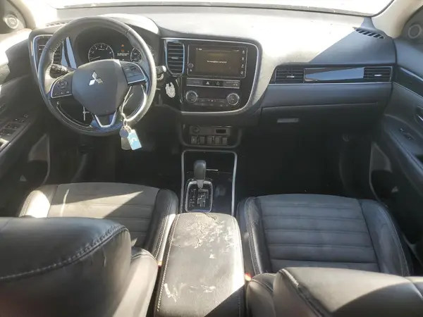 JA4AD3A33KZ006287 2019 MITSUBISHI OUTLANDER - Image 8