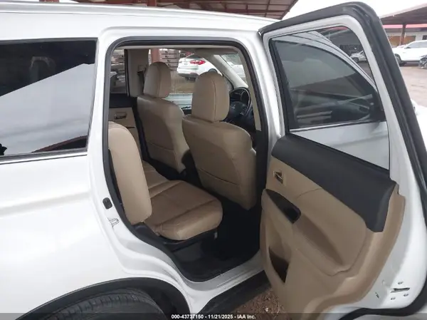 JA4AD3A33KZ006449 2019 MITSUBISHI OUTLANDER - Image 8
