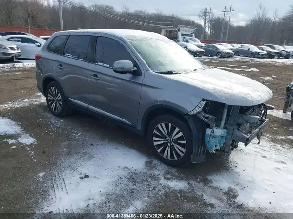 JA4AD3A33KZ006788 2019 MITSUBISHI OUTLANDER - Image 1