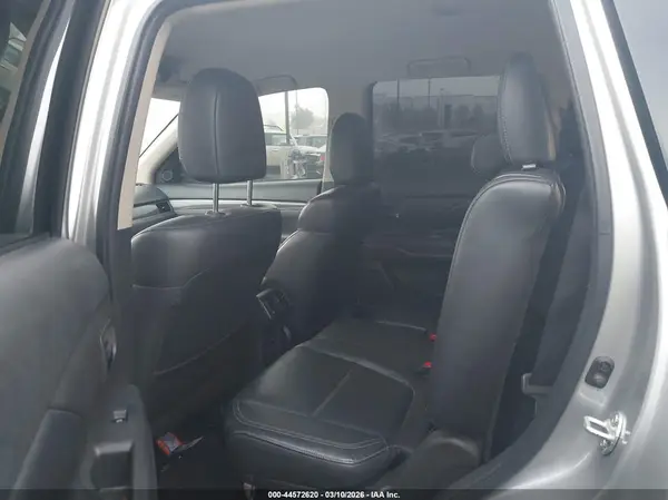 JA4AD3A33KZ025017 2019 MITSUBISHI OUTLANDER - Image 8