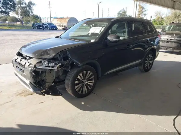JA4AD3A33KZ027673 2019 MITSUBISHI OUTLANDER - Image 2