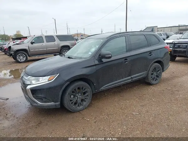 JA4AD3A33KZ034087 2019 MITSUBISHI OUTLANDER - Image 2