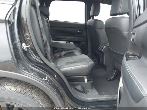 JA4AD3A33KZ034087 2019 MITSUBISHI OUTLANDER - Image 8
