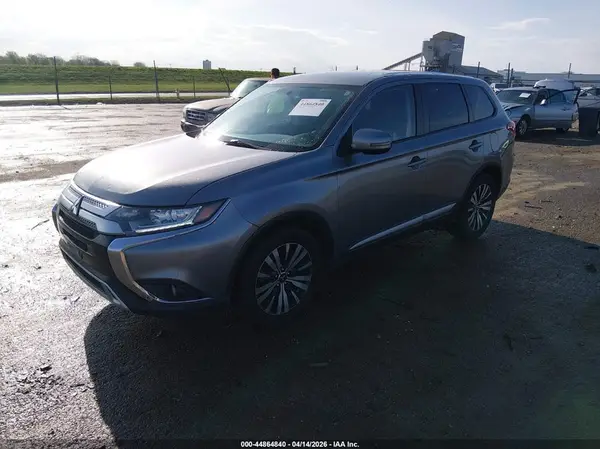 JA4AD3A33KZ045087 2019 MITSUBISHI OUTLANDER - Image 2