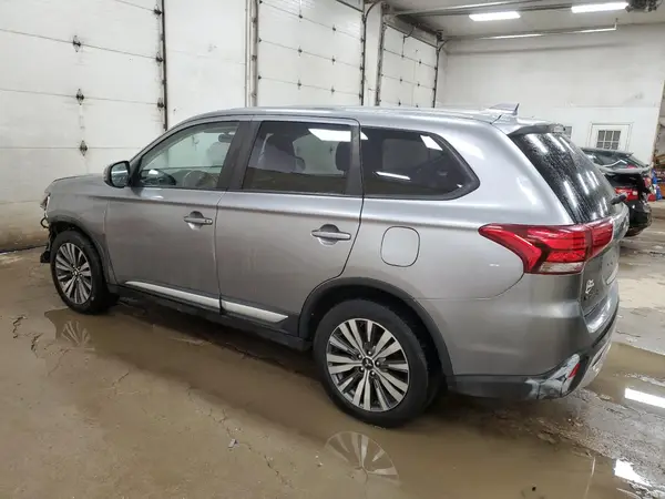 JA4AD3A33KZ050211 2019 MITSUBISHI OUTLANDER - Image 2