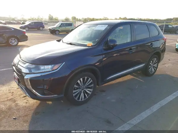 JA4AD3A33KZ050256 2019 MITSUBISHI OUTLANDER - Image 2