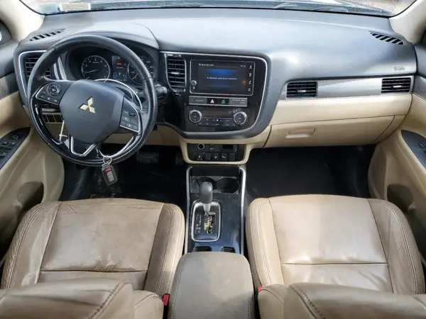 JA4AD3A33KZ050984 2019 MITSUBISHI OUTLANDER - Image 8