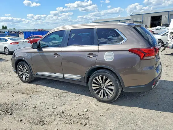 JA4AD3A33LZ004850 2020 MITSUBISHI OUTLANDER - Image 2